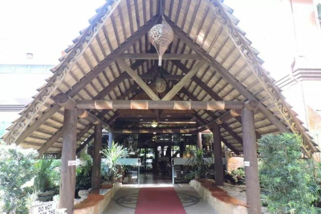 Dao Diamond Hotel & Restaurant Тагбиларан Сити Екстериор снимка