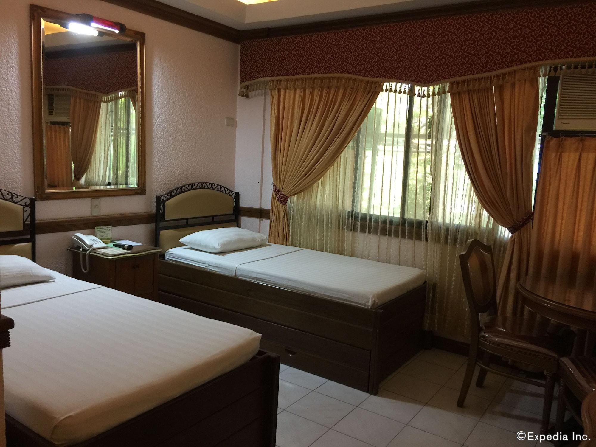 Dao Diamond Hotel & Restaurant Тагбиларан Сити Екстериор снимка