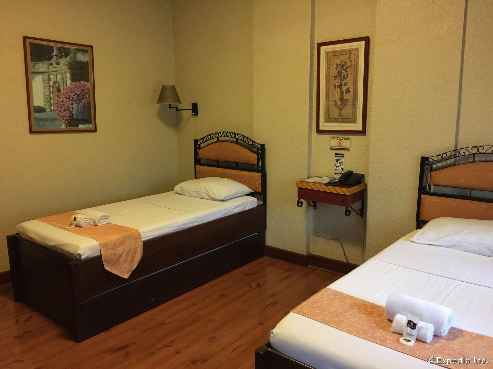 Dao Diamond Hotel & Restaurant Тагбиларан Сити Екстериор снимка
