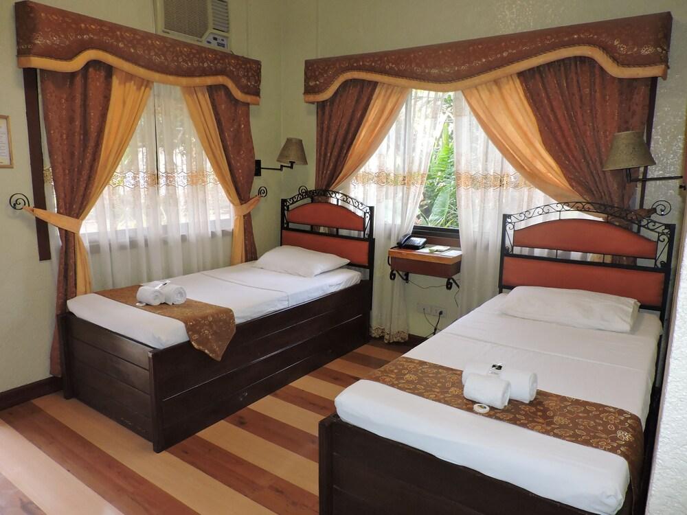 Dao Diamond Hotel & Restaurant Тагбиларан Сити Екстериор снимка